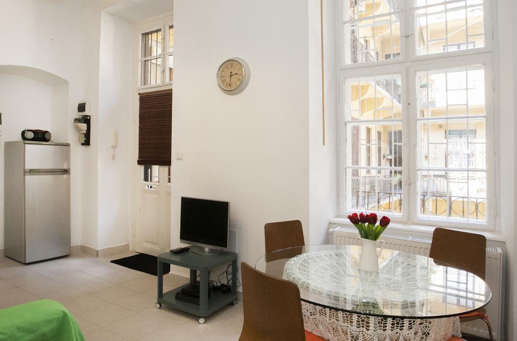 Carolyn Apartman In The Old City Διαμέρισμα Βουδαπέστη Εξωτερικό φωτογραφία